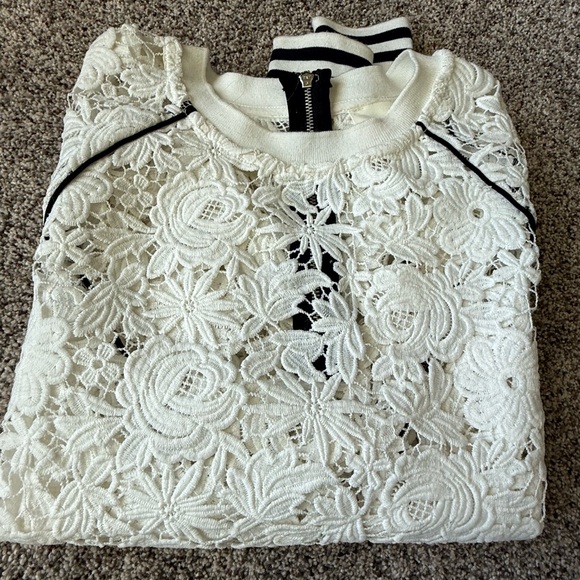 Anthropologie Maeve lace long sleeve white top black cuffs Small SO CUTE! Zipper - Picture 12 of 12